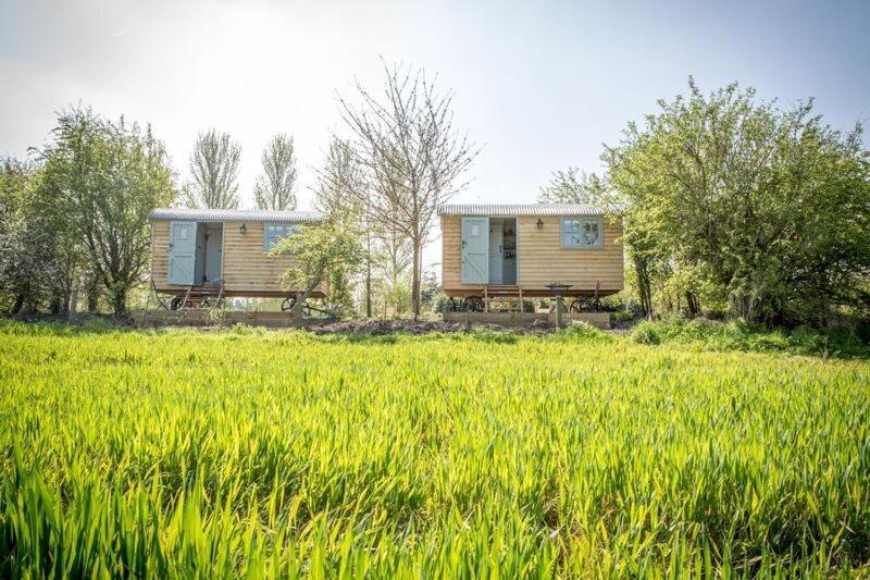 Perkins Luxury Shepherd Huts Ноттингем Экстерьер фото